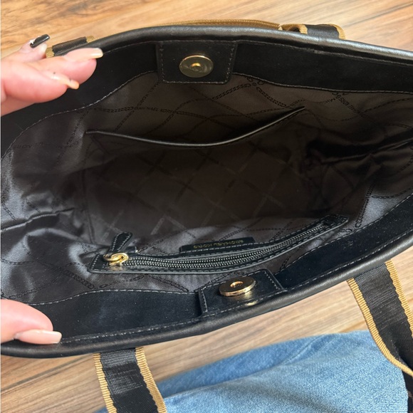 Michael Kors Maeve Small Black Monogram Tote Bag - Picture 11 of 15